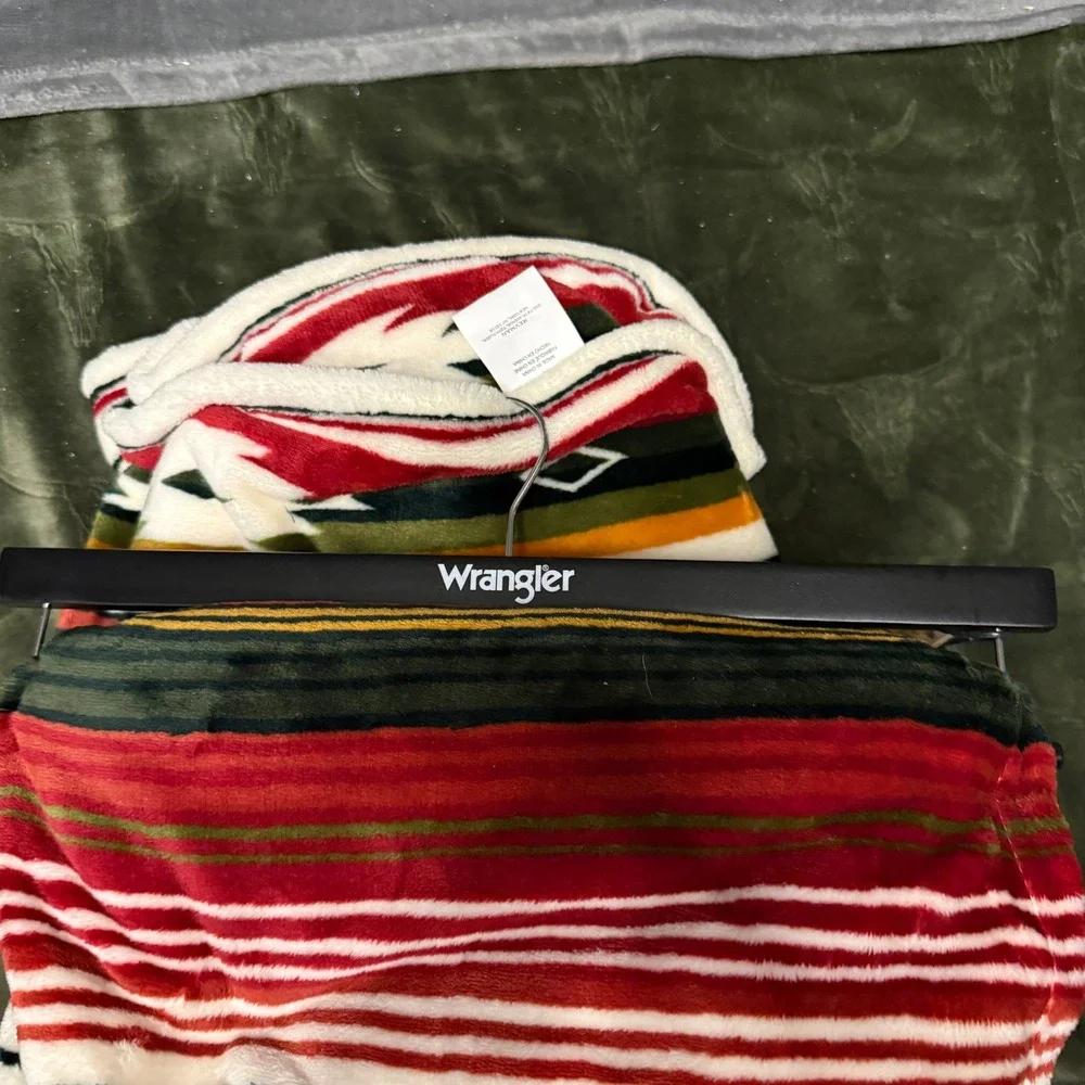 Wrangler Plush Blanket Unisex King Red New Southwestern Striped Ultra Soft Fall